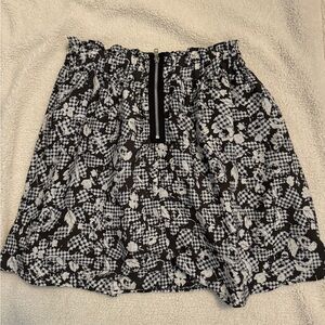GU flouncy brown grey patterned wrinkle-free skirt medium